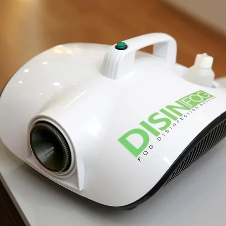 센트룸 - 시티 센터 3*