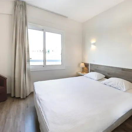 호텔 센트룸 - 시티 센터 3*