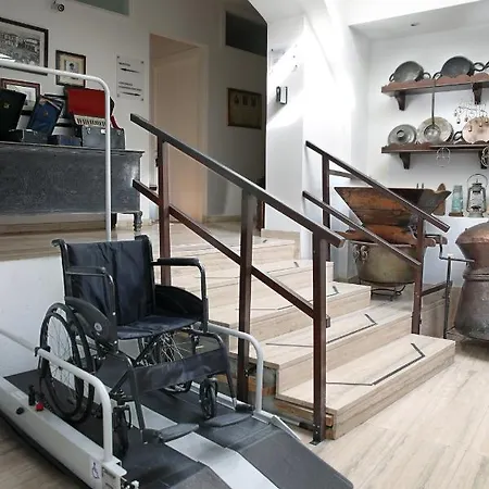 Ξενοδοχείο Centrum 3*