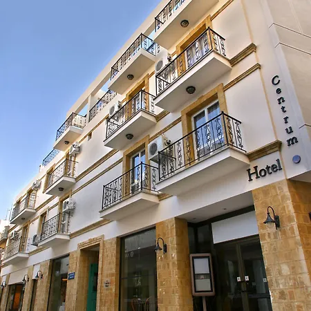 Hotel Centrum - Center 3*