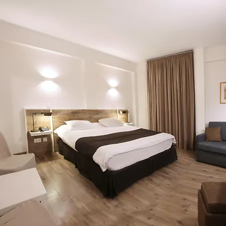 Centrum - Center 3*