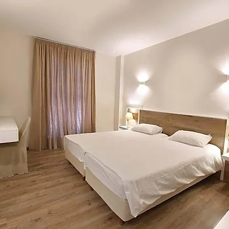 Hotel Centrum - Center 3*