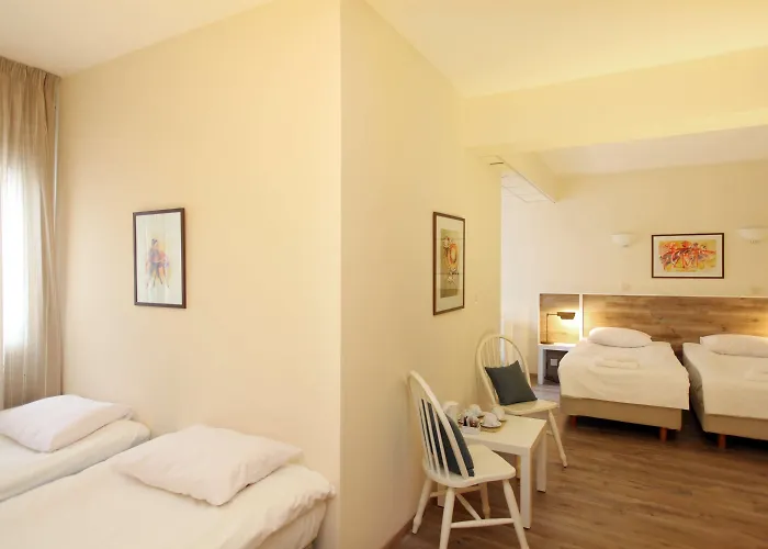 Hotel Centrum - Center 3*