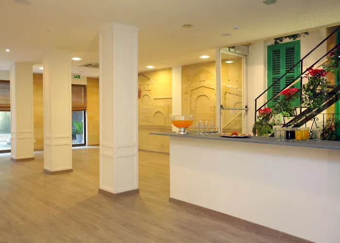 Centrum Ξενοδοχείο 3*