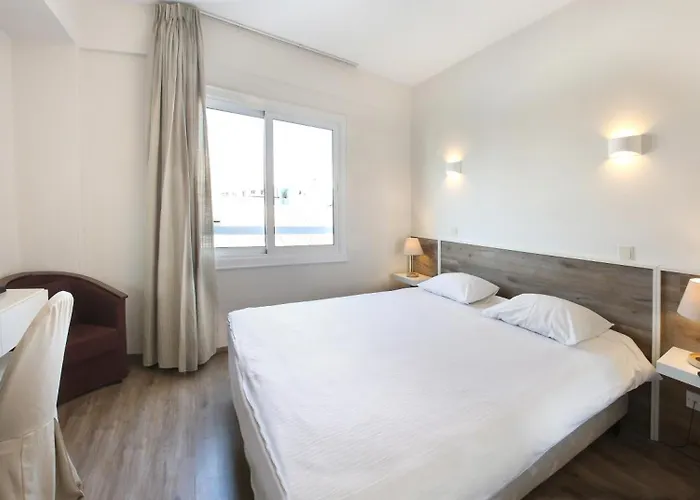 Ξενοδοχείο Centrum 3*