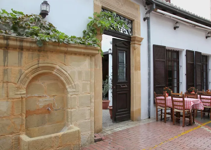 Centrum - Center 3* Nicósia