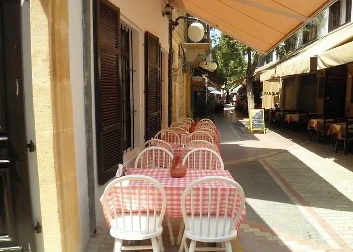 Centrum Ξενοδοχείο 3*